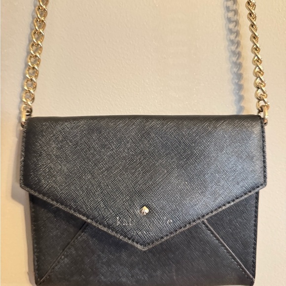 Elegant Kate Spade Black Crossbody Bag - Picture 2 of 6